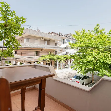 Vila Al Durrës Extérieur photo
