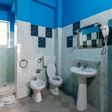 Vila Al Durrës Extérieur photo