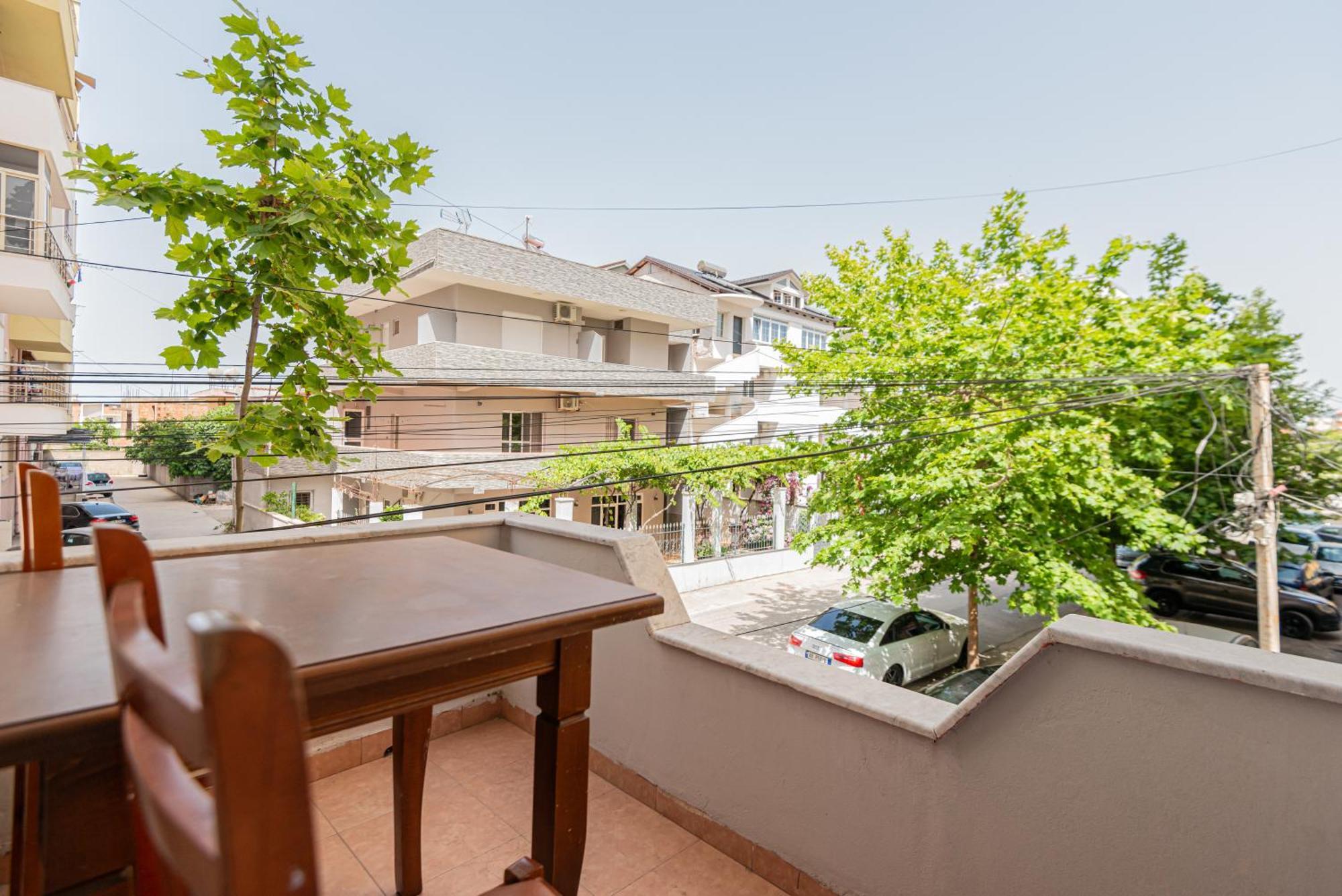 Al * Durrës